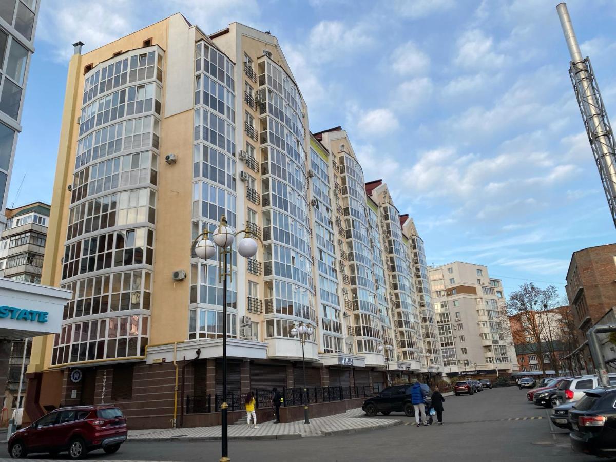 Світлі Апартаменти В Самому Центрі Біля Корпусного Парку - Мережа Helen Poltawa Exterior foto